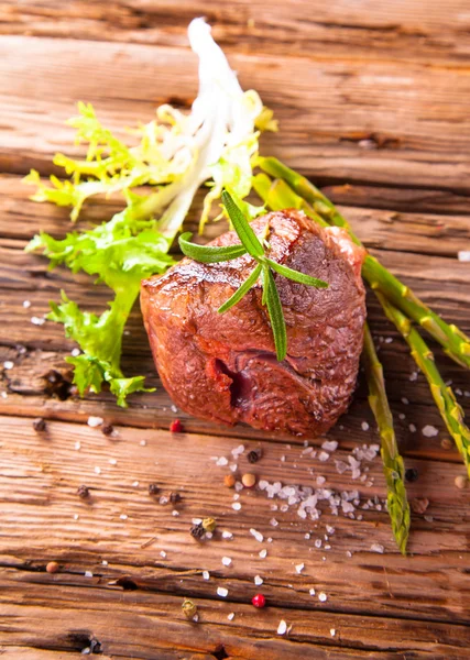 Fresh steak — Stock Photo, Image