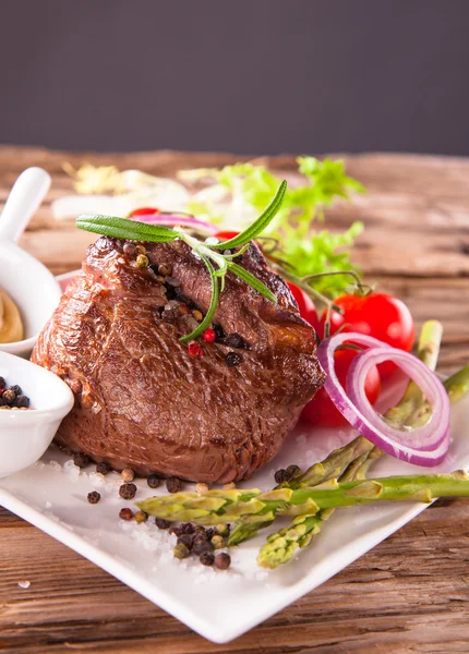 Fresh steak — Stock Photo, Image