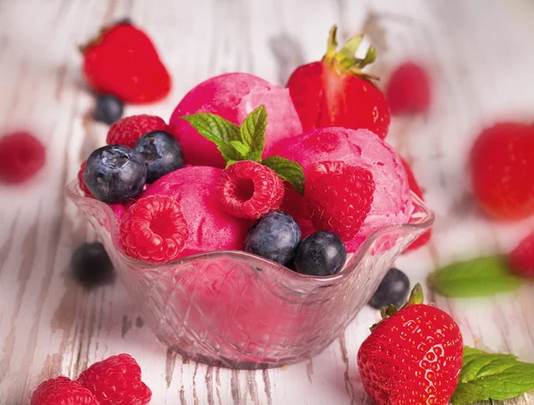 Ice cream — Stock Photo, Image