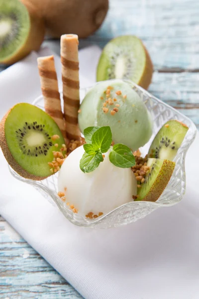 Ice cream — Stock Photo, Image