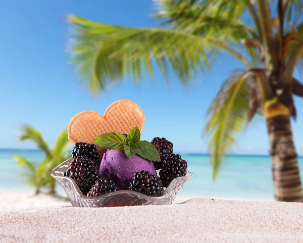 Ice cream — Stock Photo, Image