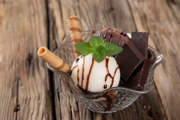 Ice cream — Stock Photo, Image