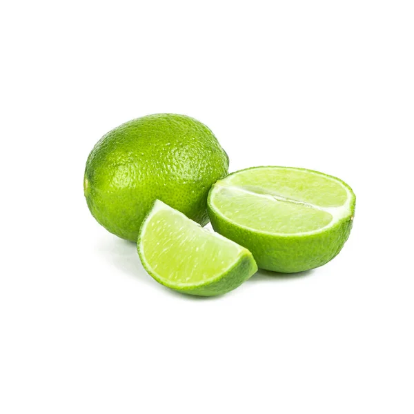 Fresco Lime Succoso Verde Fette Lime Isolate Sfondo Bianco — Foto Stock