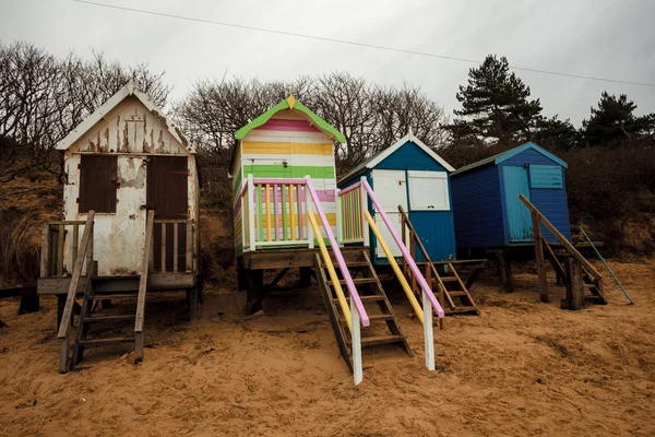 Beach huts on the coast — Stock Photo, Image