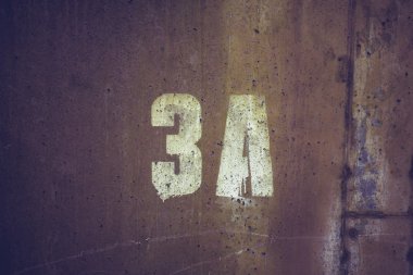 duvarda şortunun 3a