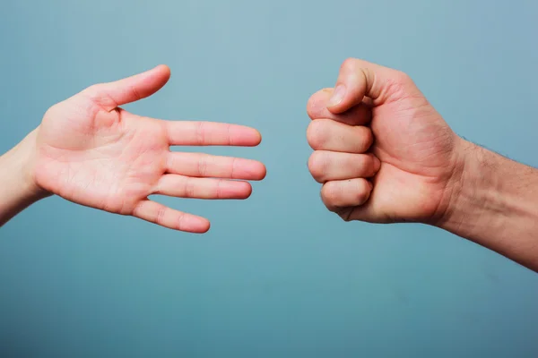 Rock paper scissors — Stock Photo, Image