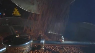 4k, kavurmalı kahve.