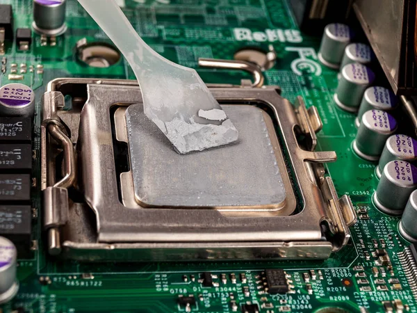 Applied Thermal Paste Thermal Distribution Cover Heat Removal Chip Processor — Stock Photo, Image