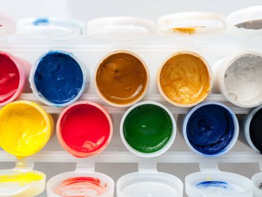 Çizim, resim, üst görünüm, akrilik su çözeltisi, yağ, guaj için boyalar