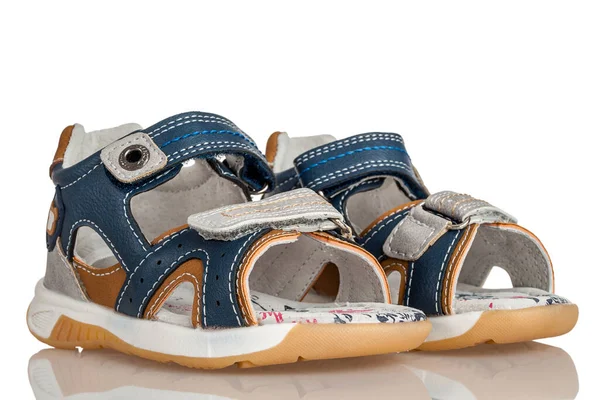 Kinderorthopedische Lederen Sandalen Kinderschoenen Voor Peuters Close Geïsoleerd Een Witte — Stockfoto