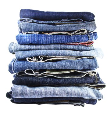 Mavi jeans izole kırpma yolu ile beyaz arka plan üzerinde