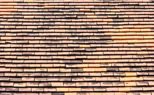 Old roof tiles made of terracotta — Stock Photo, Image