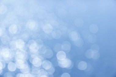 yuvarlak bokeh arka plan nehir üzerinde parlayan ışık