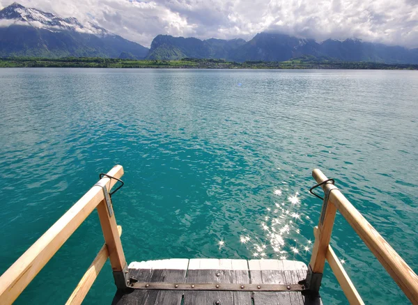 Lago suizo paisaje — Foto de Stock