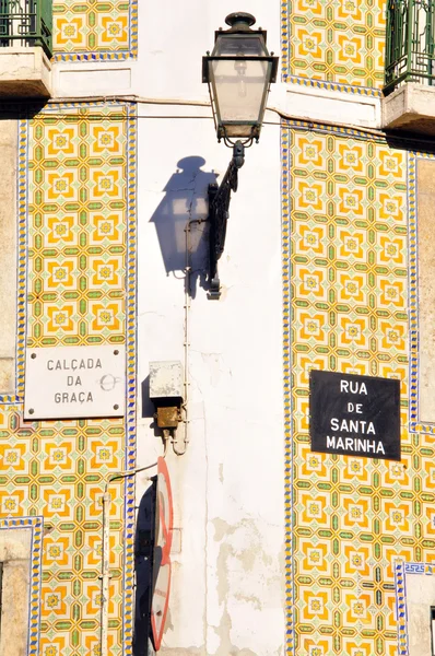 Street pointe in Lisbon — Stock Photo, Image