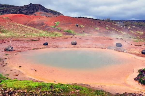 Geothermisches Gebiet in der Nähe von Geysir — Stockfoto