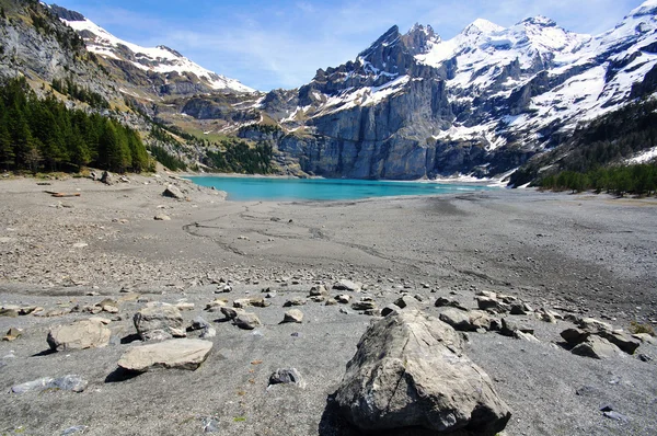 Mountains and lake — Stock Photo, Image