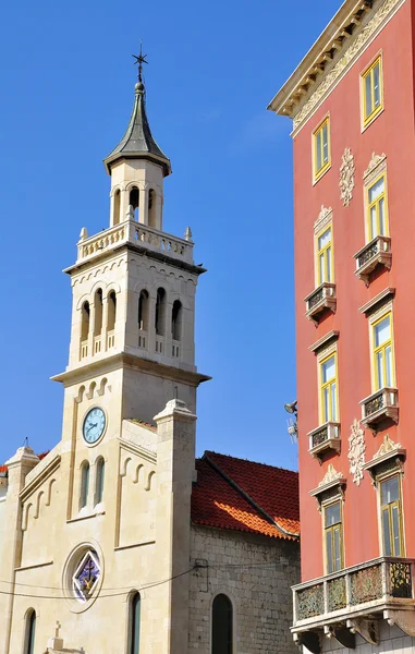 Grenzsteine gespalten — Stockfoto