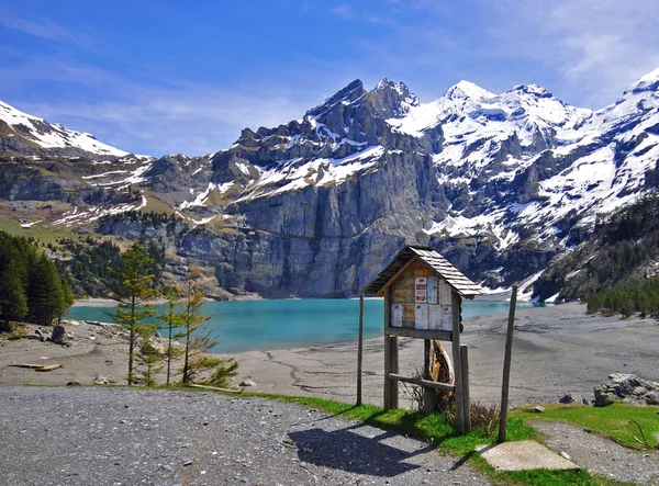 Oeschinensee — Stok fotoğraf