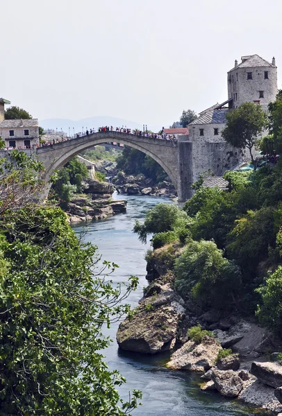 Περίφημη παλιά γέφυρα — Φωτογραφία Αρχείου