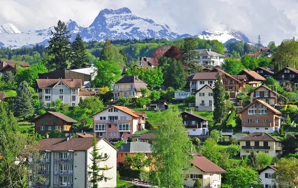 Schweizer Dorf — Stockfoto