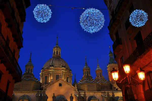 Saragossa cathedral at night — Stock Photo, Image