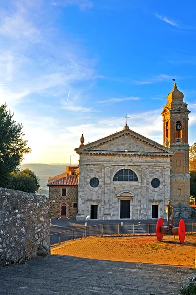 Église italienne au coucher du soleil — Photo