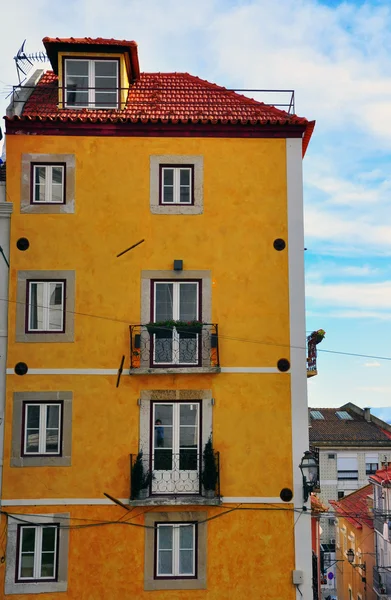 Kleurrijke huis — Stockfoto