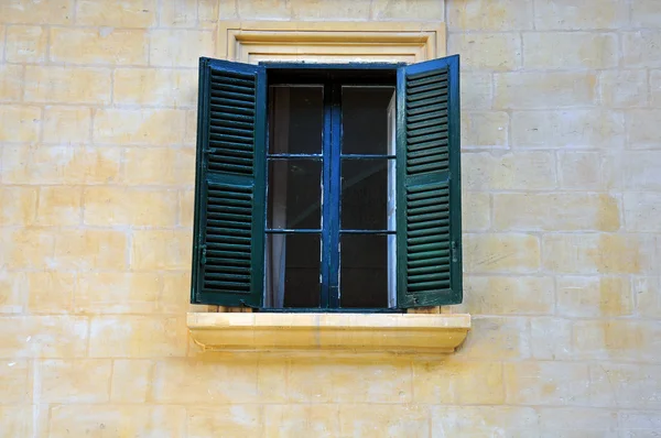 Fenster öffnen — Stockfoto