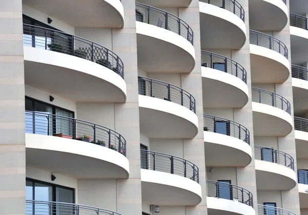 Janelas do hotel — Fotografia de Stock