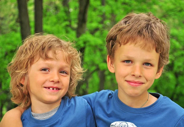 Smiling kids — Stock Photo, Image