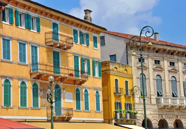 Straat van verona city centre — Stockfoto