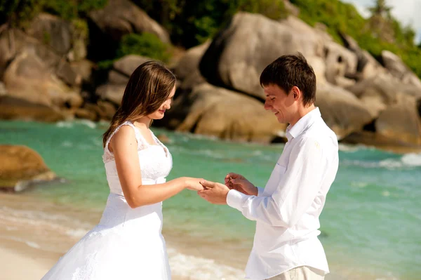 Matrimonio in spiaggia — Foto Stock