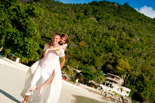 Amor na praia — Fotografia de Stock