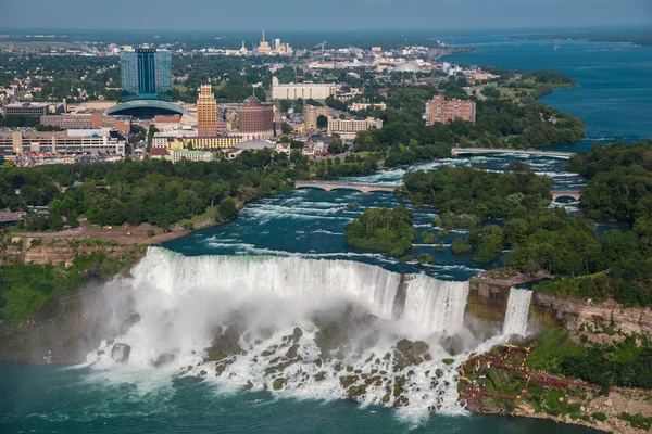 Niagara falls city view — Stock Photo, Image