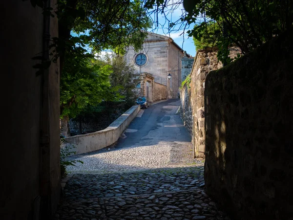 Fransa Nın Eski Şehri Puy Velay Boş Caddesi Güneşli Bir — Stok fotoğraf