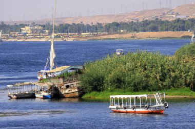 Nil Nehri