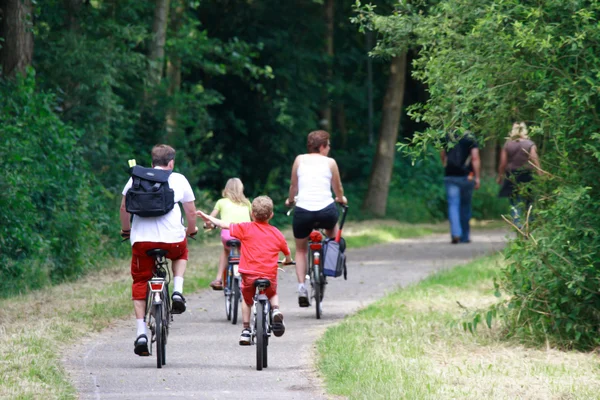 Na bicicleta — Fotografia de Stock