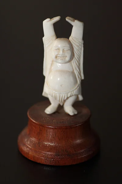 Un antico Buddha d'avorio — Foto Stock