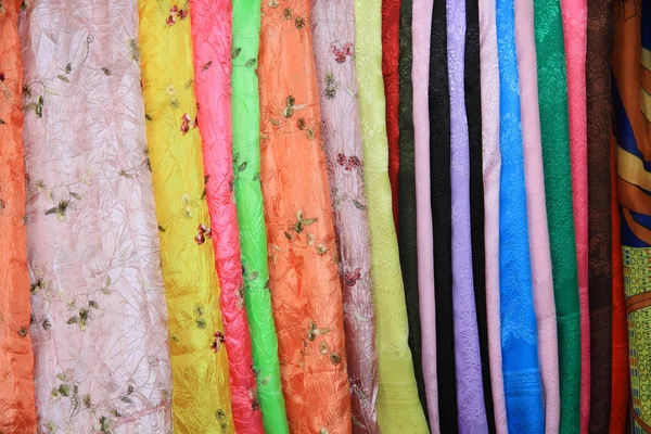 Farbig verzierte Textilien — Stockfoto