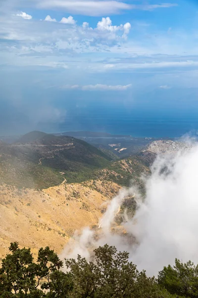 Paisaje Las Nubes Bajo Monte Pantokrator Isla Corfú Grecia — Foto de Stock
