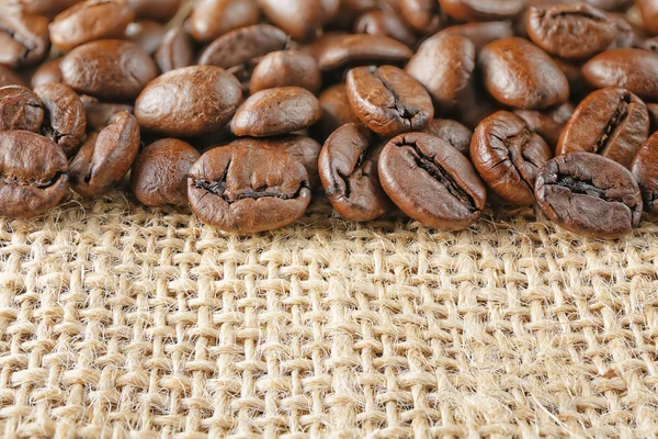 Makro kaffebönor juta — Stockfoto