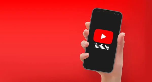 Mano Mujer Sosteniendo Smartphone Con Logo Youtube Formato Vectorial — Archivo Imágenes Vectoriales