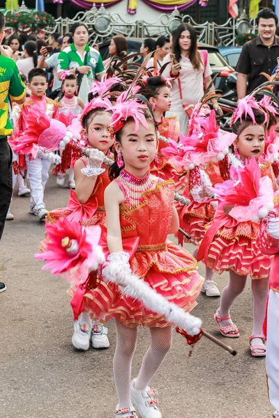 Samutsakorn Tailândia Dezembro 2019 Retrato Criança Equipe Desfile Estudantes Escola — Fotografia de Stock