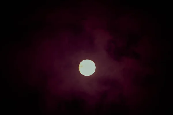 Beautiful Full Moon Shining Cloudy Dark Night Sky — Stock Photo, Image