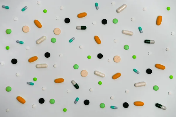 Variété Médicaments Capsules Pilules Différentes Couleurs Sur Fond Blanc — Photo