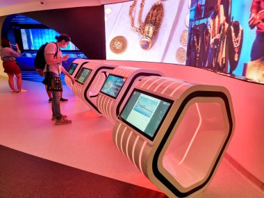 Dubai, Birleşik Arap Emirlikleri - 6 Mart 2022: Mısır Pavyonu iç mimarisi Fuar 2020 Dubai. Opportunity District 'de yer almaktadır.