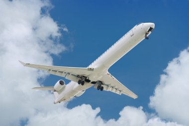 büyük jet uçağı kalkıyor