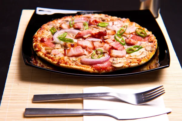 Süper pizza — Stok fotoğraf