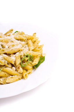 Penne pesto al